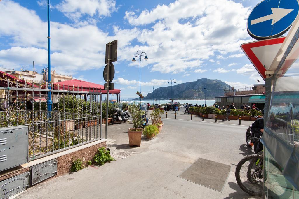 Holiday & House - Imparato Vacanze Prestige Mondello Ngoại thất bức ảnh
